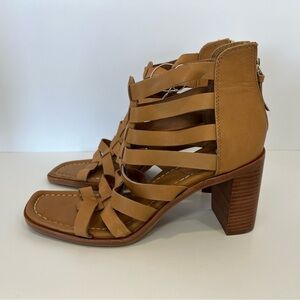 Sofft Stratford Gladiator Sandal in tan Size 11